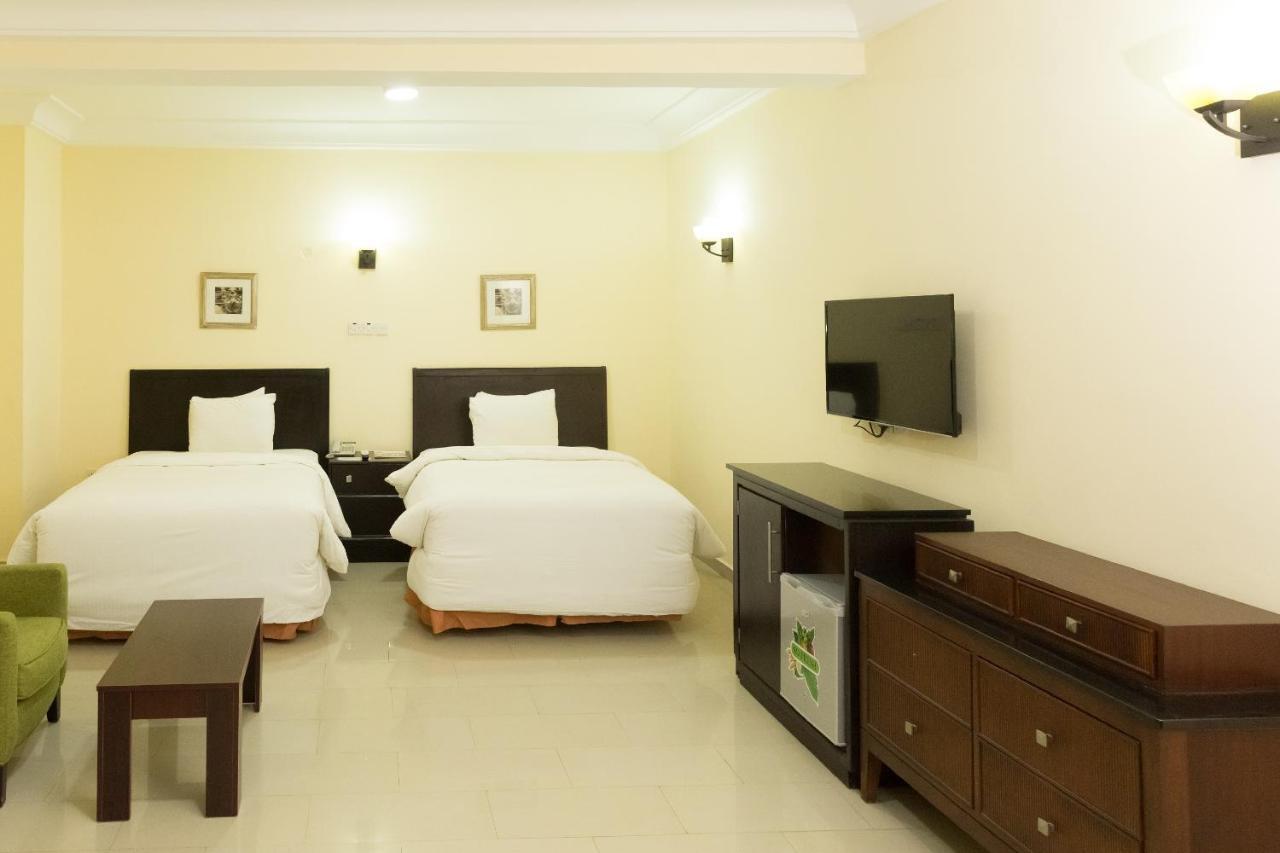 Hotel Reno Abuja Kültér fotó