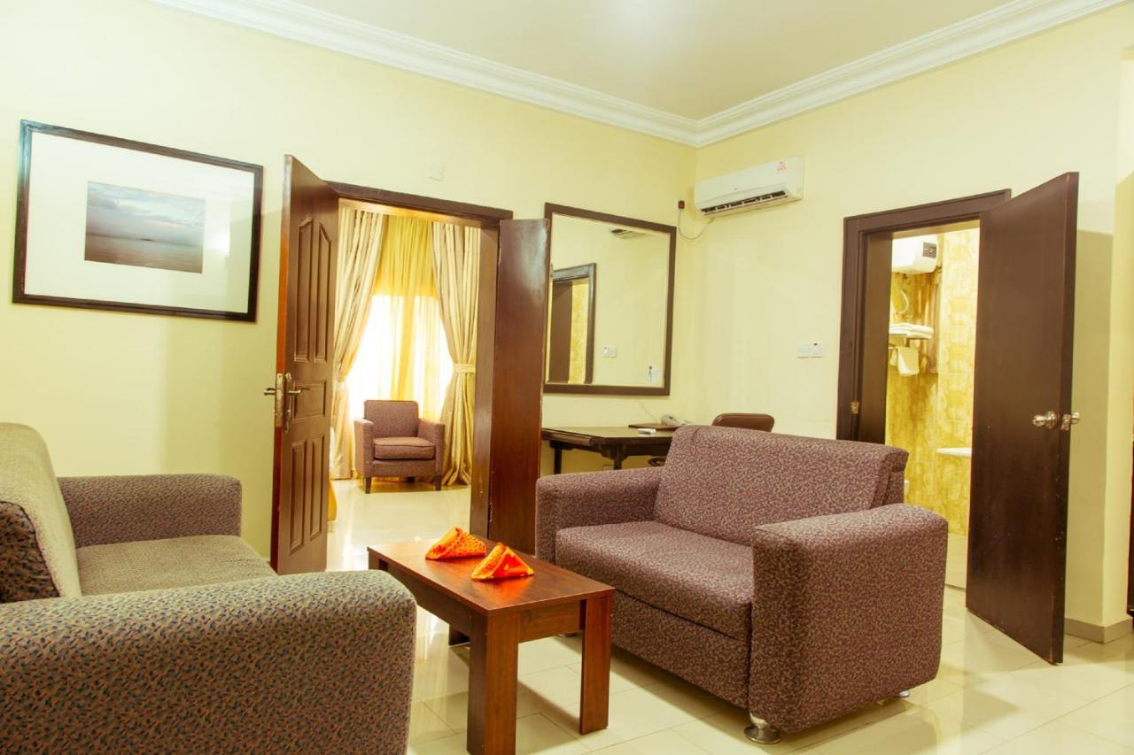 Hotel Reno Abuja Kültér fotó